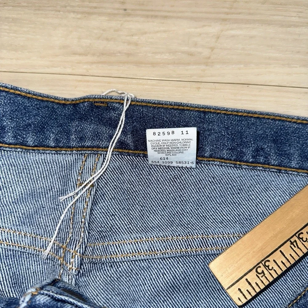 Vintage‎ Levi's 540 Jeans Signature Relaxed Fit Size 42x30 fits 42x20 NEW Capris
